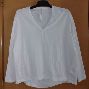 LULULEMON Woman's Long Sleeves Oversized Shirt Size 4 NWOT